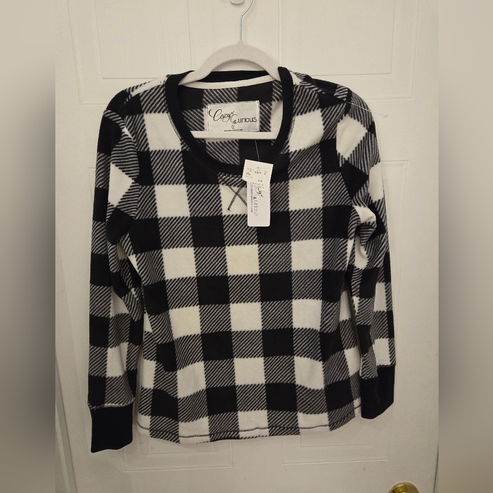 New Medium Black and White Plaid Long Sleeve Top
